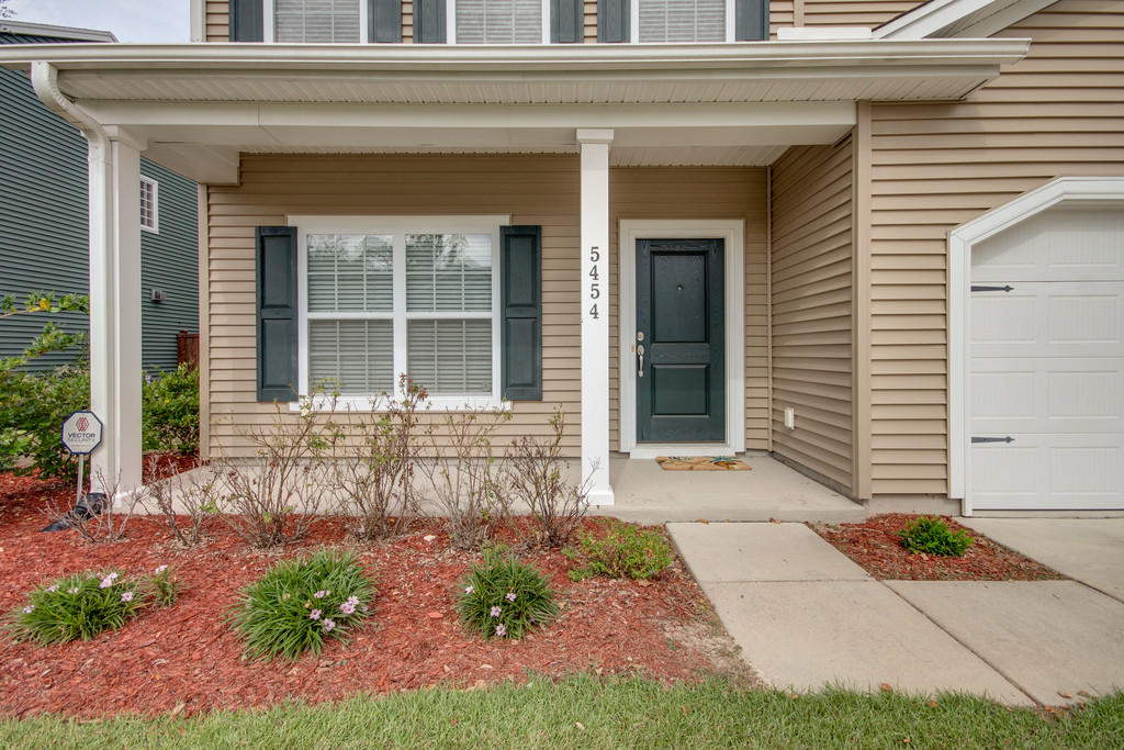 5454 Rising Tide North Charleston, SC 29420 - Photo 3 of 41 ib1509231-1005