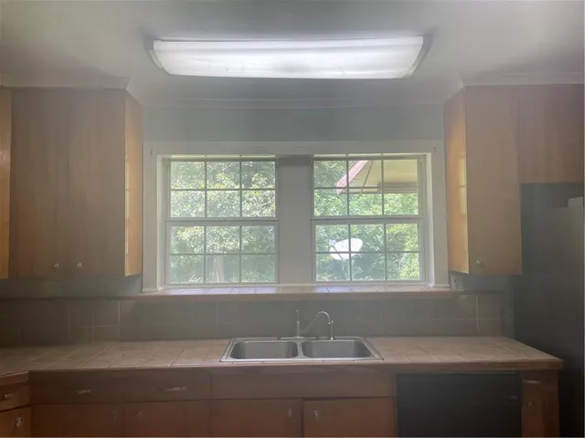 $168,000 | 6012 Esterwood Drive, Alexandria, LA 71303