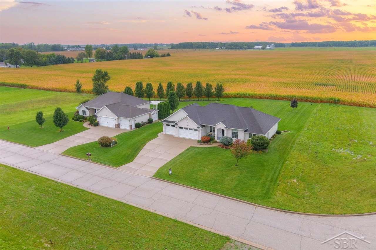 6813 Pleasant Ridge Trail Saginaw, MI 48603 - Photo 56 of 58 50055048-55.JPG