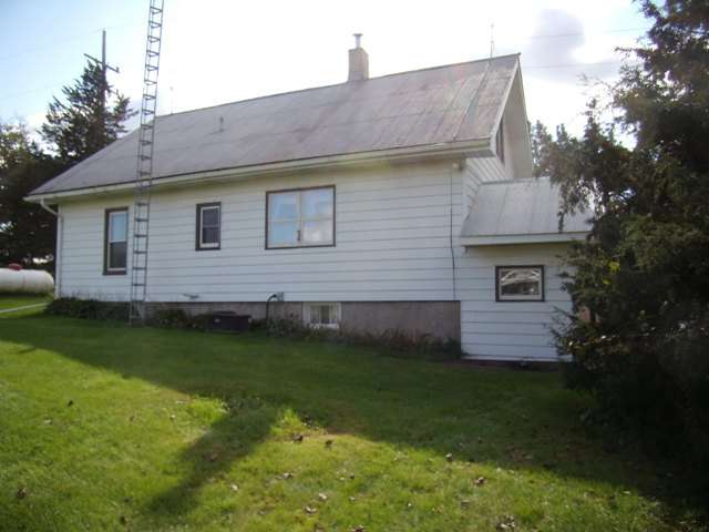 3992 West Cedarville Road Freeport, IL 61032 - Photo 8 of 9 Gallery Image 8
