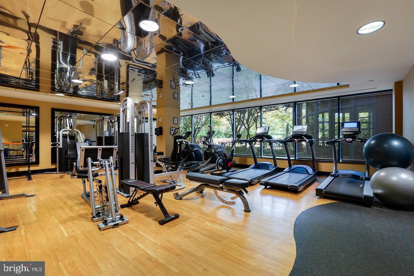 11700 Old Georgetown Road, Unit 214 North Bethesda, MD 20852 - Photo 22 of 25