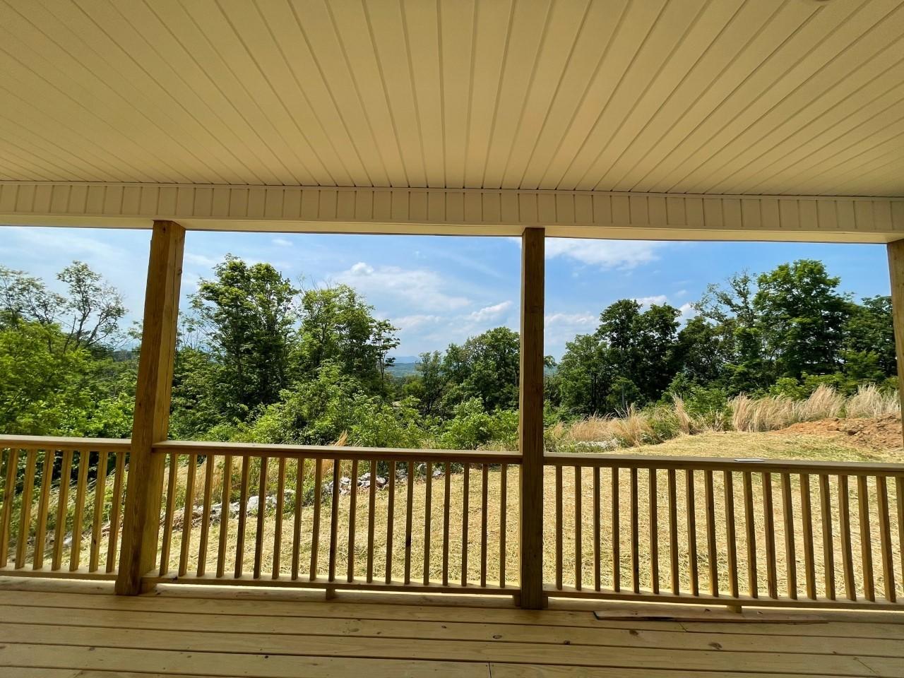111 Raelyn Ridge Way Clinton, TN 37716 - Photo 22 of 22 thumbnail_IMG_1709