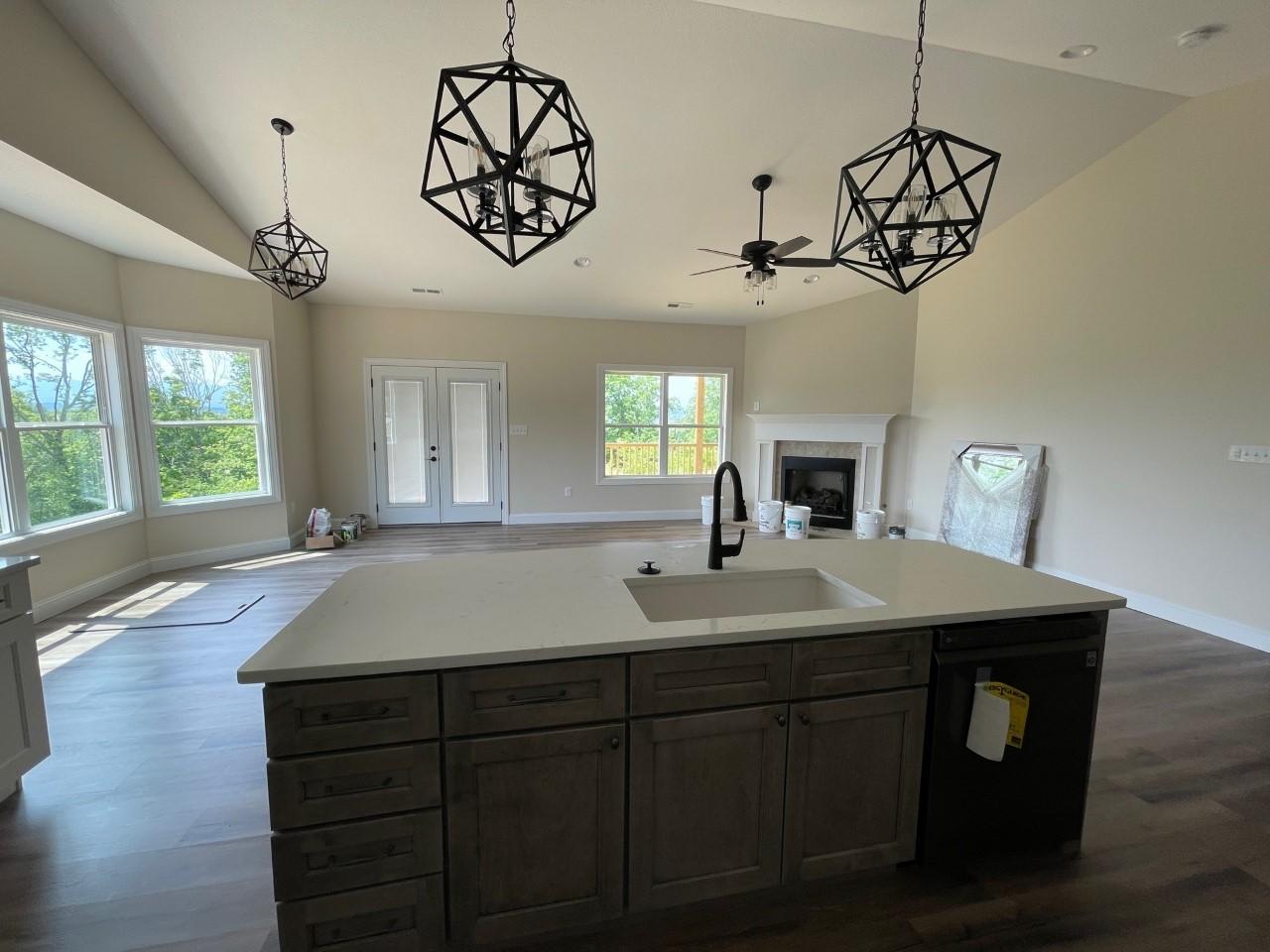 111 Raelyn Ridge Way Clinton, TN 37716 - Photo 4 of 22 thumbnail_IMG_1711