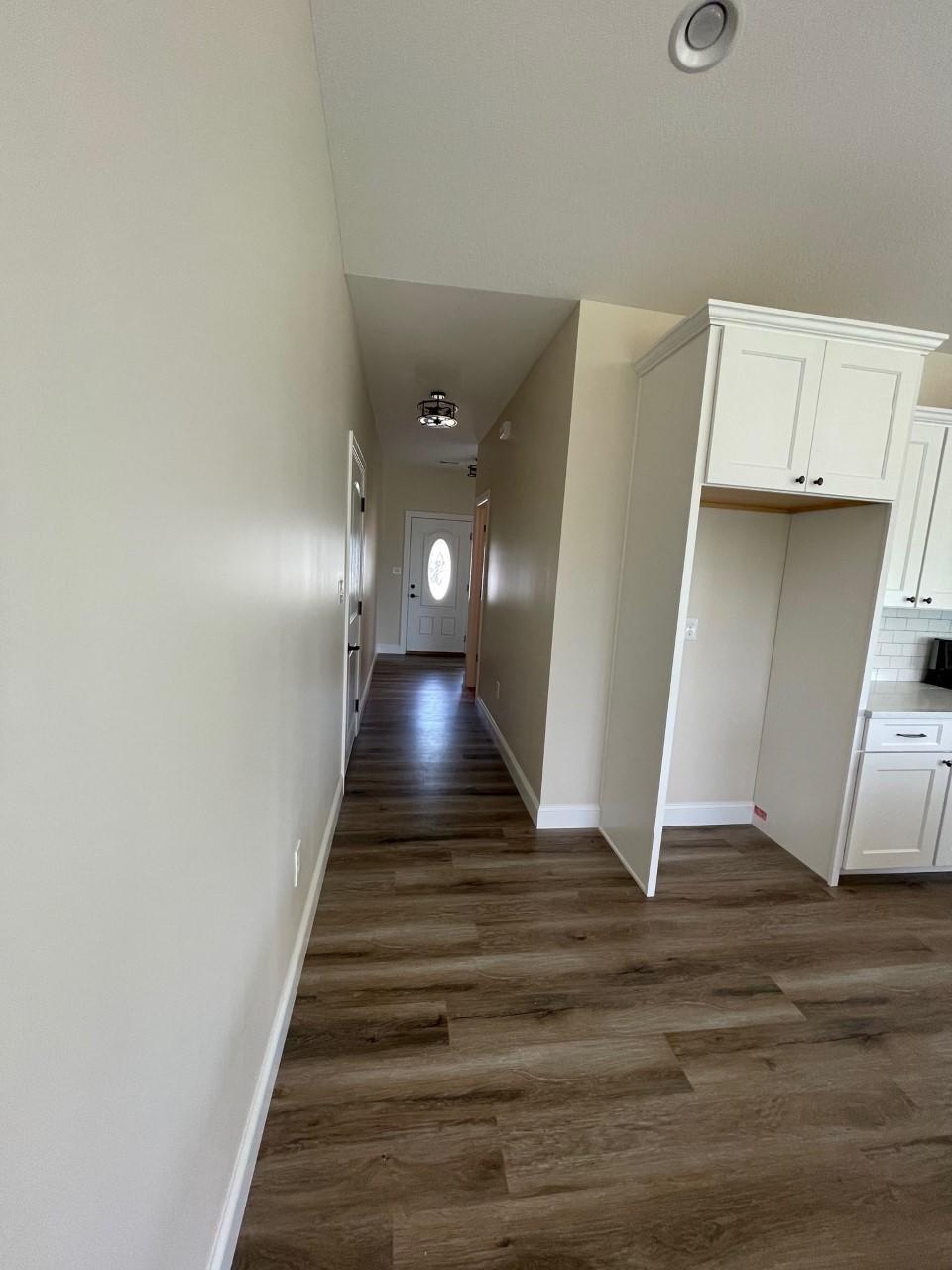 111 Raelyn Ridge Way Clinton, TN 37716 - Photo 5 of 22 thumbnail_IMG_1719