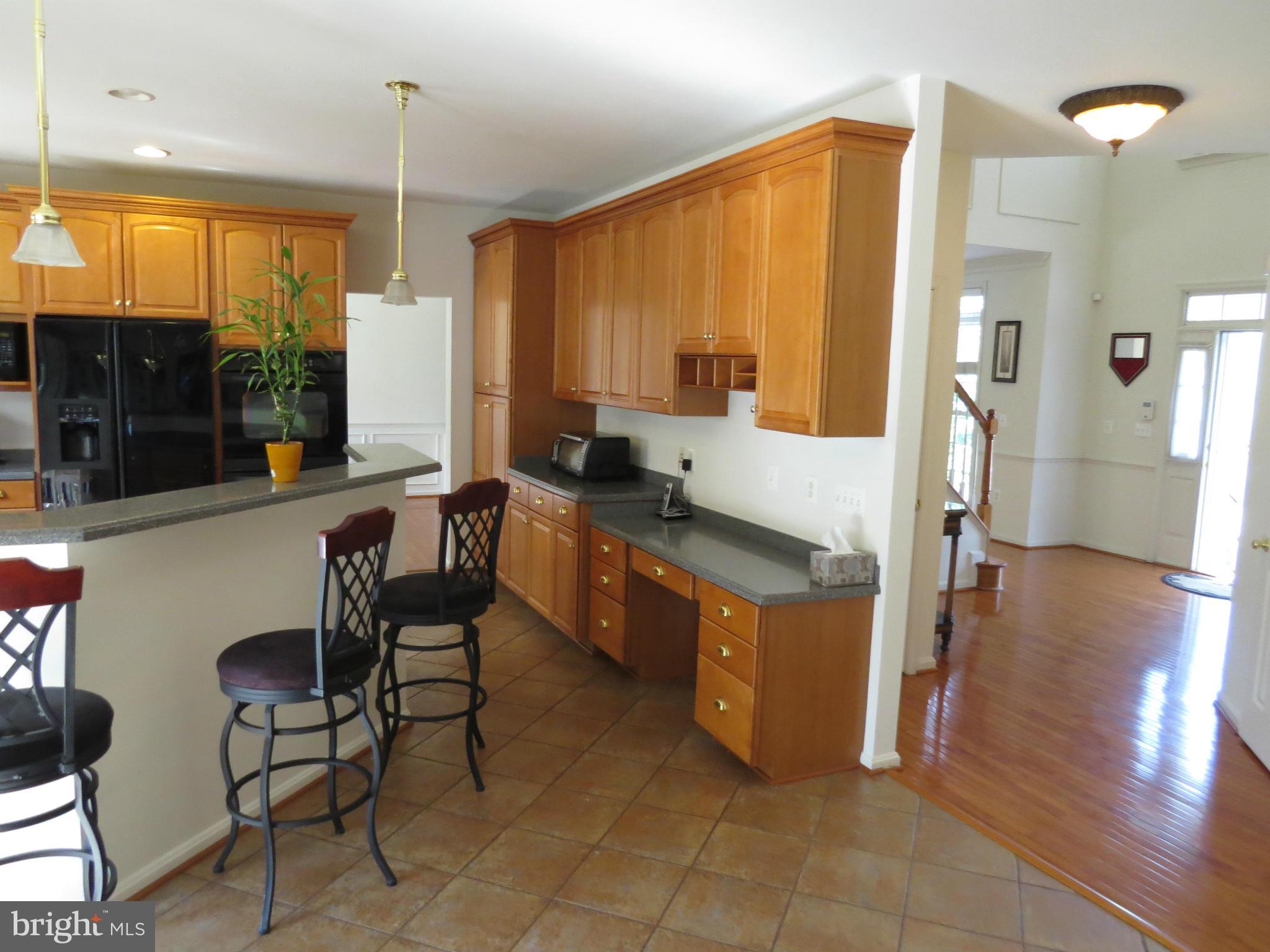 3816 Chantilly Road Chantilly, VA 20151 - Photo 12 of 30 Kitchen