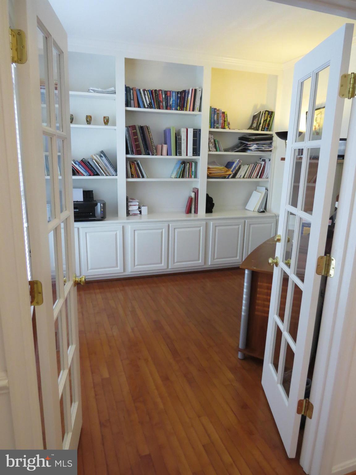3816 Chantilly Road Chantilly, VA 20151 - Photo 17 of 30 Interior (General)