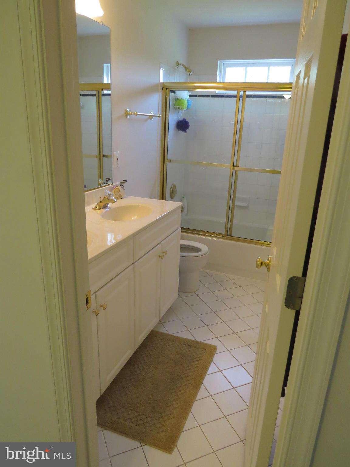 3816 Chantilly Road Chantilly, VA 20151 - Photo 30 of 30 Bath