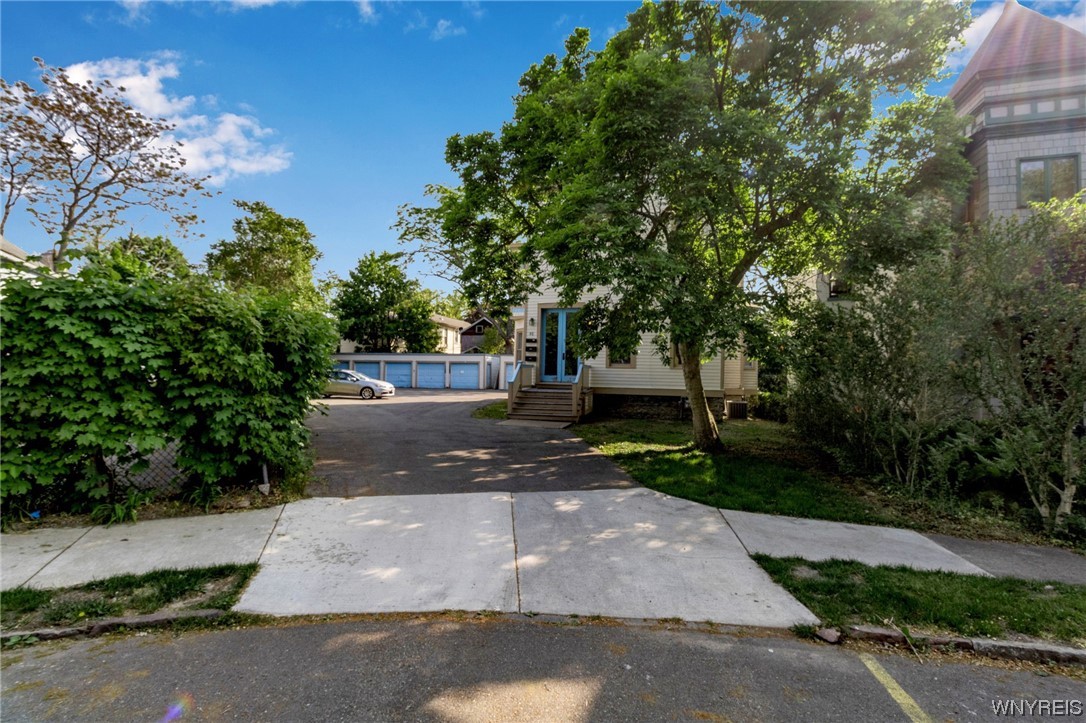 92 Johnson Park Buffalo, NY 14201 - Photo 24 of 26
