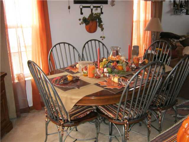 2892 Barrows Road Columbus, OH 43232 - Photo 8 of 10 Gallery Image 8
