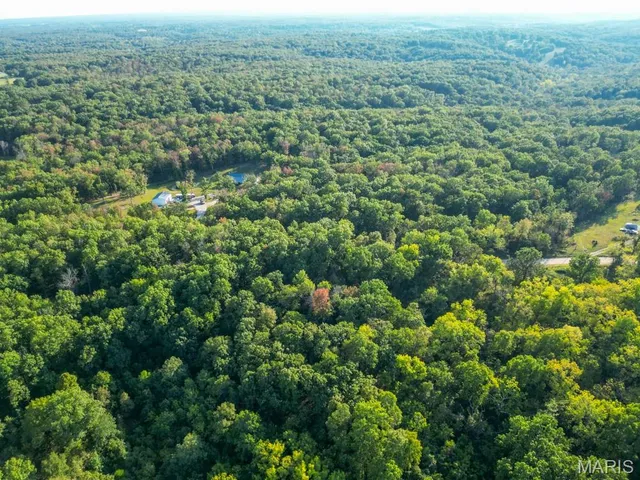 $529,900 | 13940 Industry Road, Lebanon, MO 65536