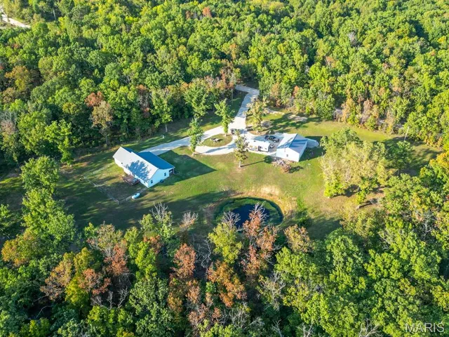 $529,900 | 13940 Industry Road, Lebanon, MO 65536