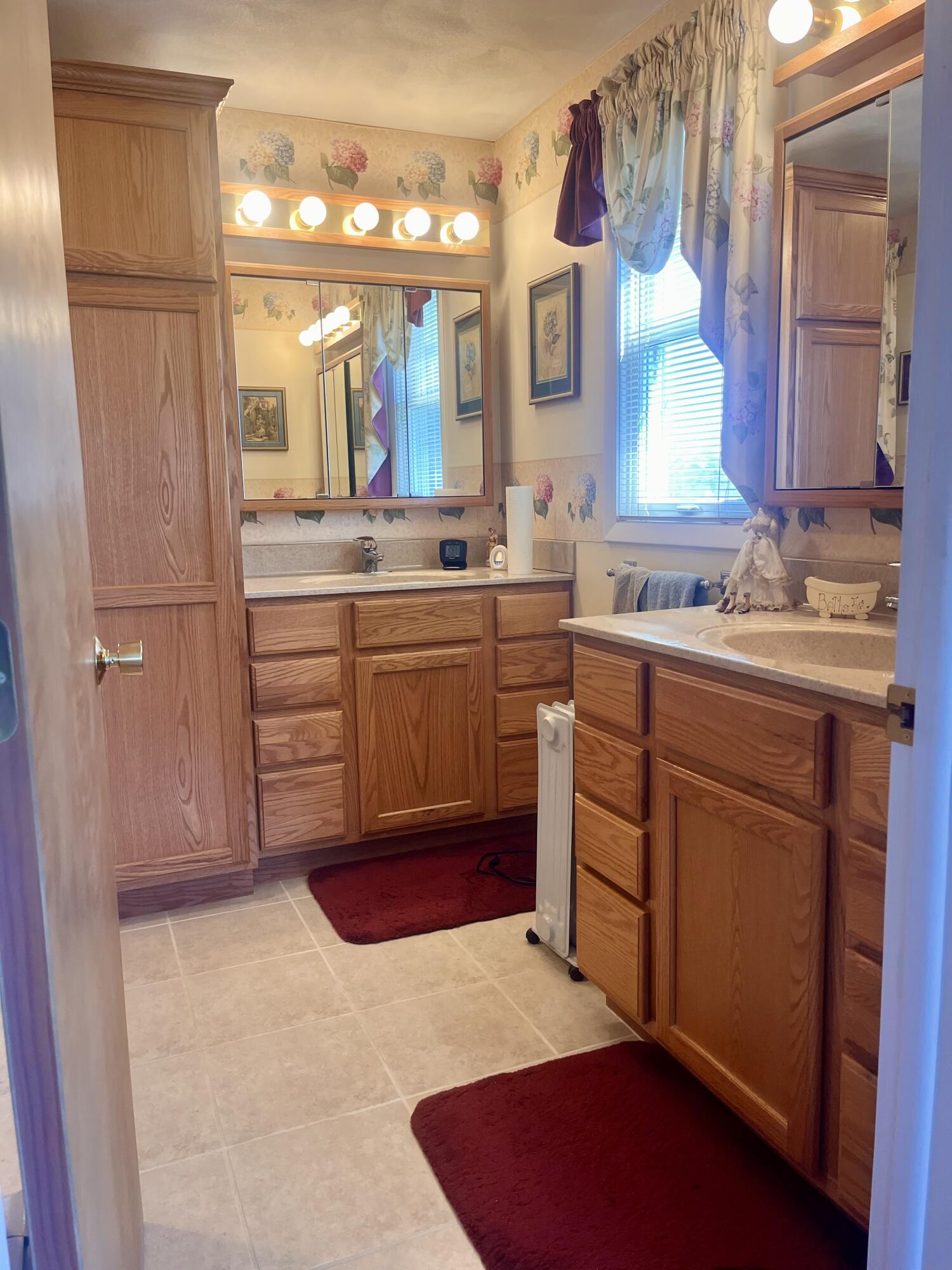 146 Squaw Creek Road Marshall, MI 49068 - Photo 26 of 33 IMG_3300