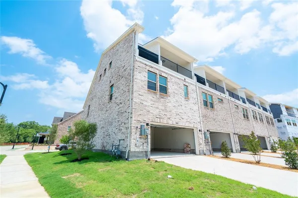 $2,795 | 7800 Manilla Drive, Rowlett, TX 75088