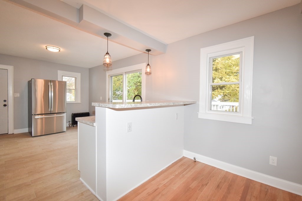 12 Haskin Street Springfield, MA 01109 - Photo 15 of 30 Gallery Image 15