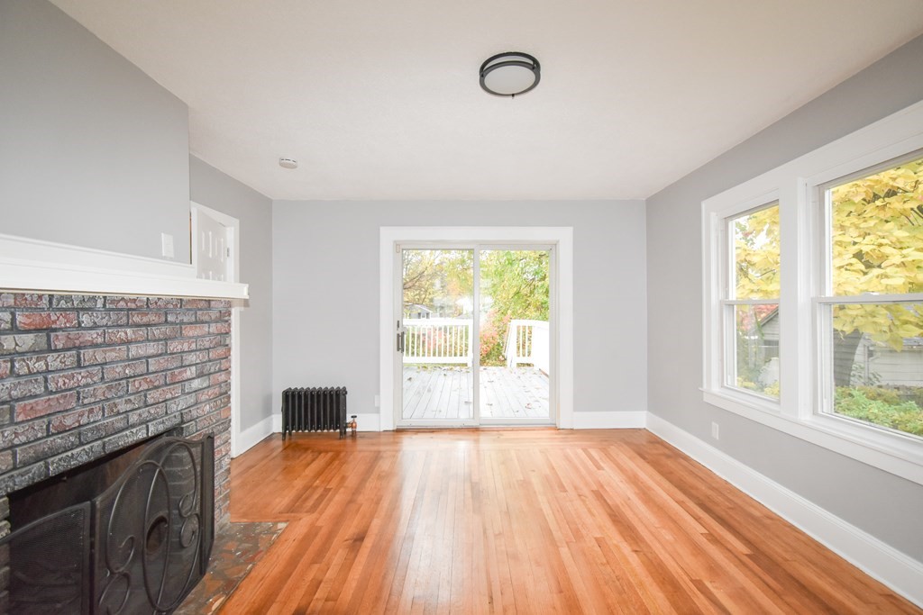 12 Haskin Street Springfield, MA 01109 - Photo 18 of 30 Gallery Image 18