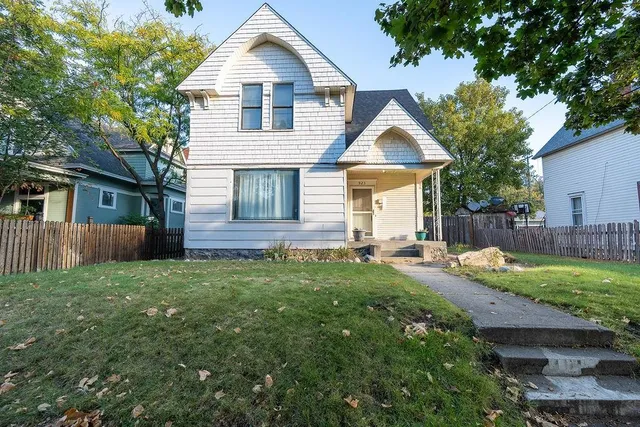 $300,000 | 923 East Baldwin Avenue, Spokane, WA 99207