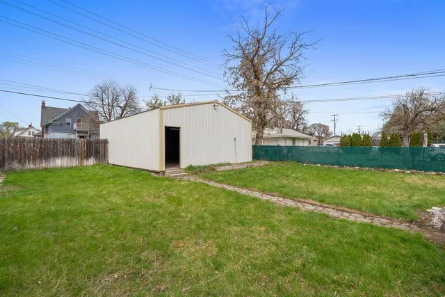 $300,000 | 923 East Baldwin Avenue, Spokane, WA 99207