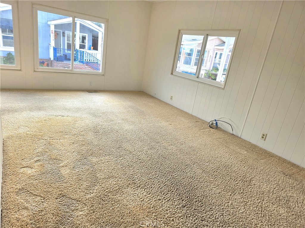 6271 East Sea Breeze Drive, Unit 36 Long Beach, CA 90803 - Photo 6 of 34 a view of an empty room with window