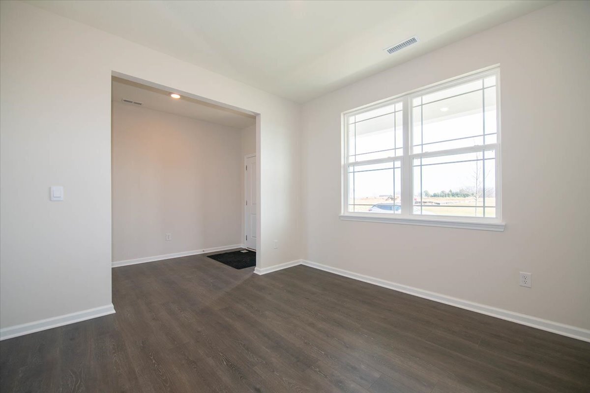 300 Lar Lan Drive Danville, IN 46122 - Photo 8 of 57