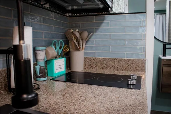$374,999 | 2732 River Tree Drive, Decatur, GA 30034