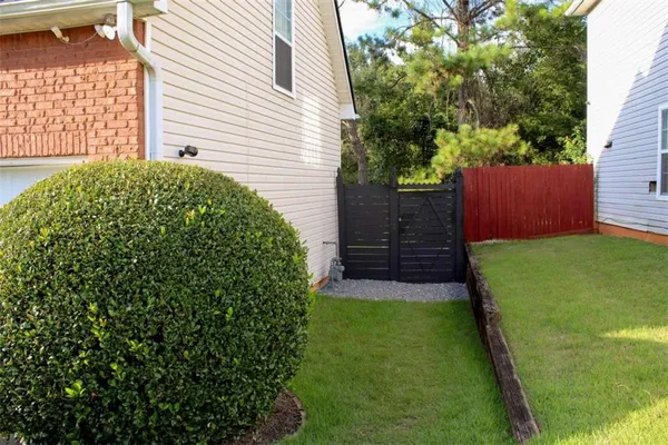 $374,999 | 2732 River Tree Drive, Decatur, GA 30034