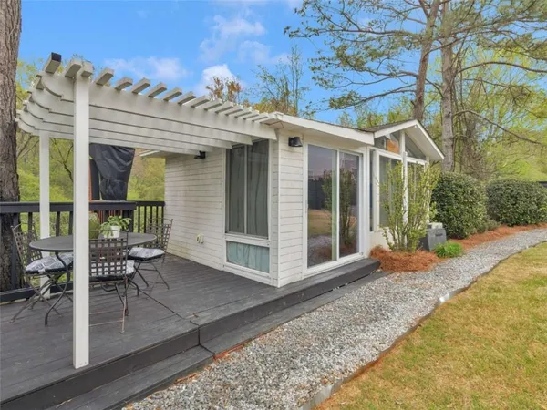 $374,999 | 2732 River Tree Drive, Decatur, GA 30034