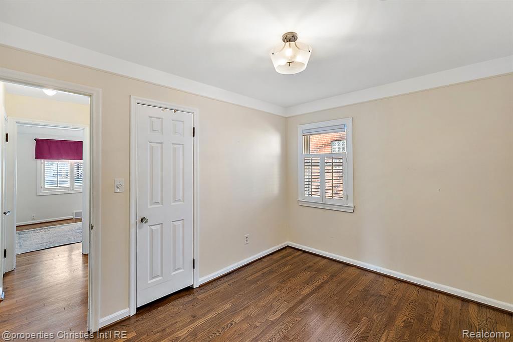 2205 Pembroke Road Birmingham, MI 48009 - Photo 14 of 36