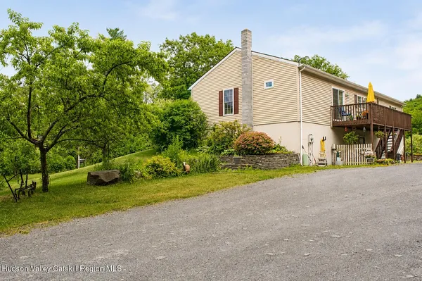 $1,125,000 | 199 Echo Hill Road, Saugerties, NY 12477