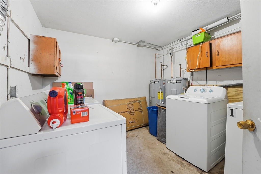 445 Old Field Road Chicopee, MA 01013 - Photo 33 of 39