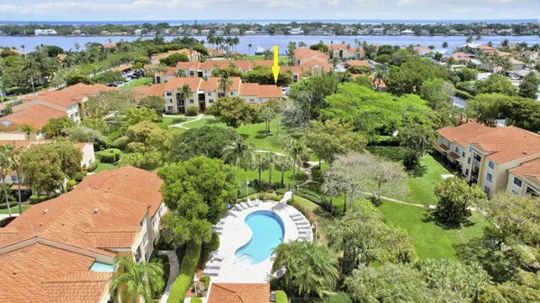 $370,000 | 127 Yacht Club Way, Unit 101, Hypoluxo, FL 33462
