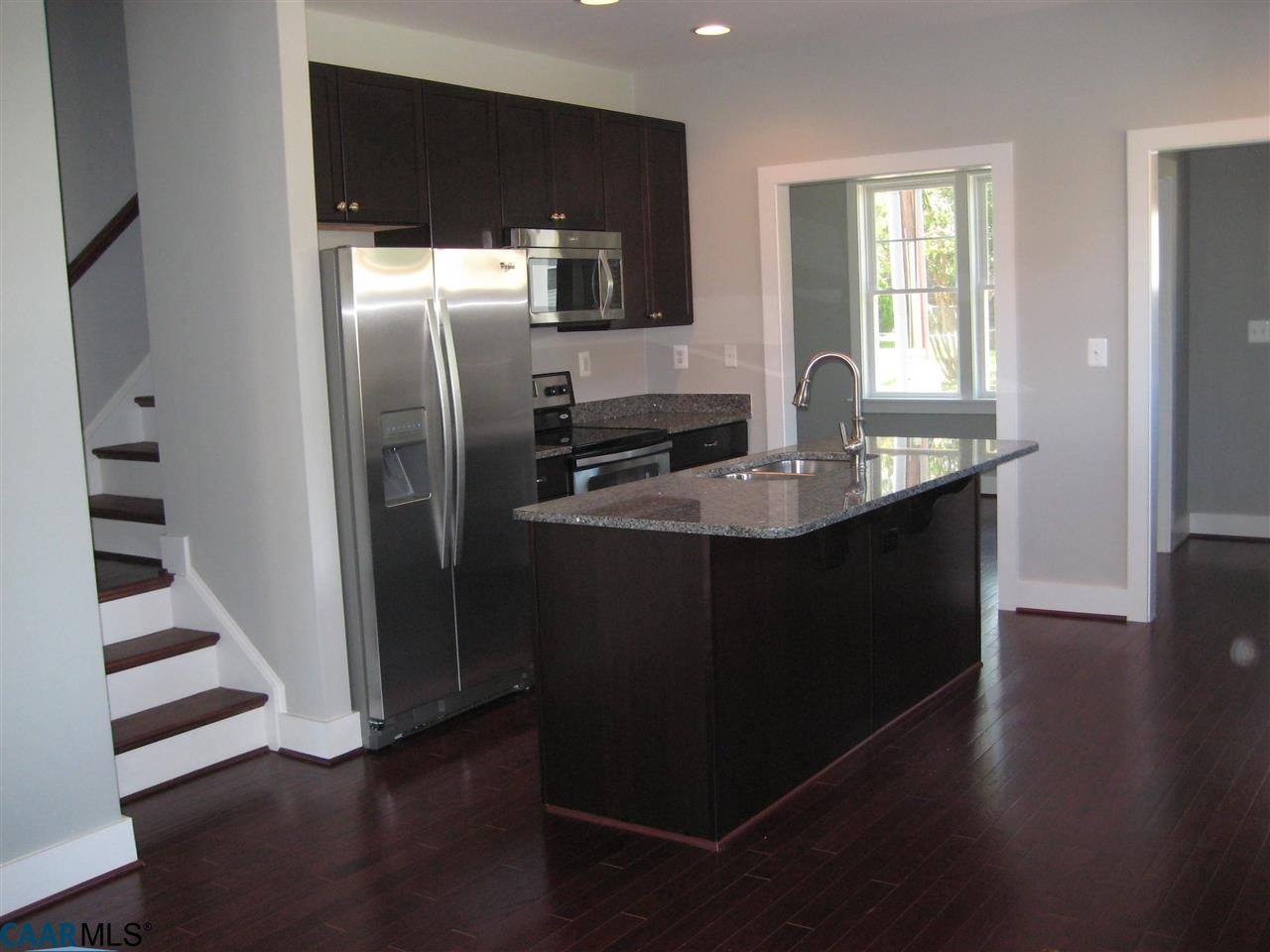 506 Rives Street, Unit 3A1 Charlottesville, VA 22902 - Photo 3 of 5 Gallery Image 3