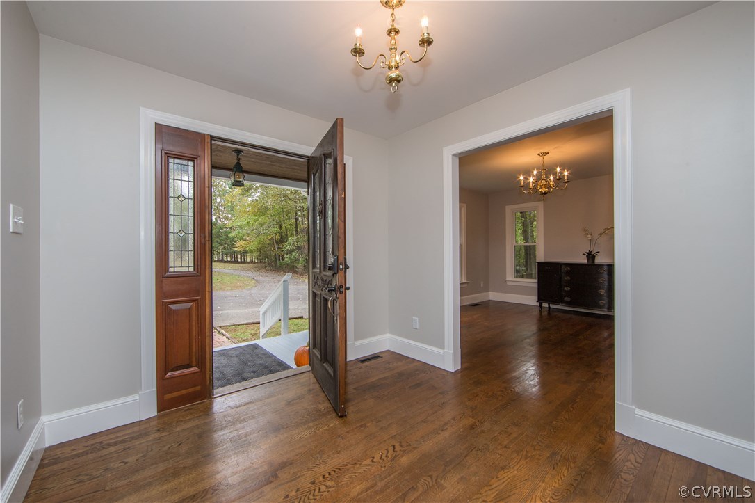 3188 Three Bridge Road Powhatan, VA 23139 - Photo 7 of 47 Gallery Image 7