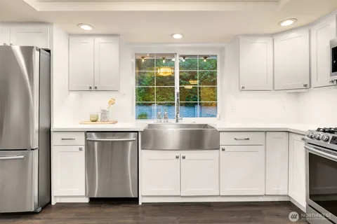 $1,349,998 | 10702 Northeast 144th Court, Kirkland, WA 98034