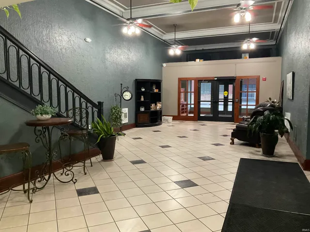 $1,600 | 112 West Washington Boulevard, Unit 319, Fort Wayne, IN 46802
