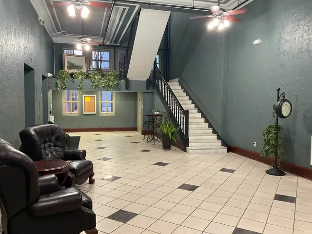 $1,600 | 112 West Washington Boulevard, Unit 319, Fort Wayne, IN 46802