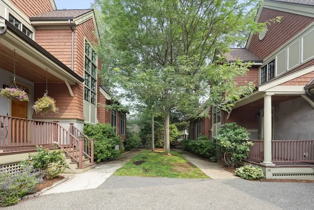 $1,899,000 | 20 Hamlet Street, Newton, MA 02459