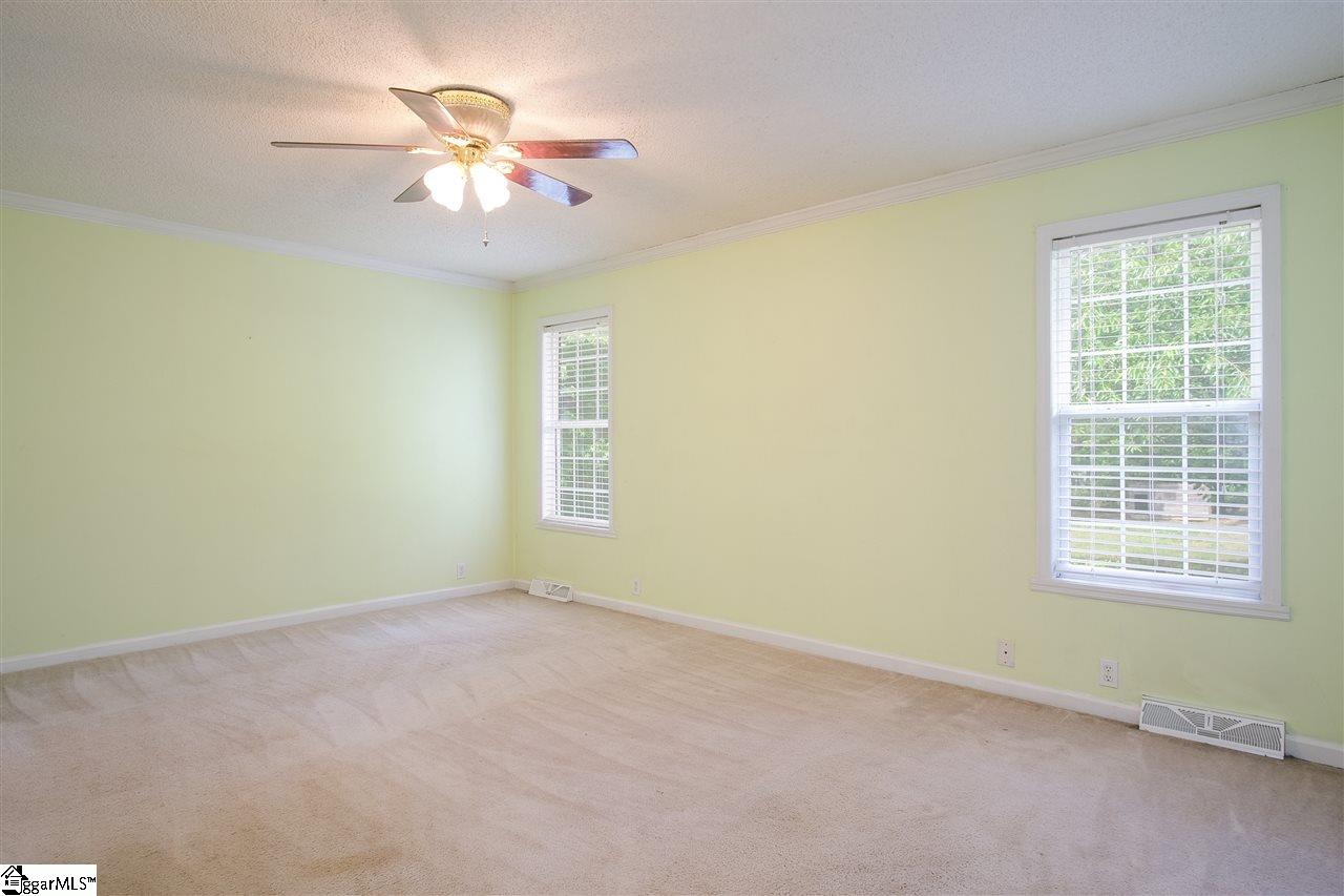 126 Kellett Road Gray Court, SC 29645 - Photo 12 of 36