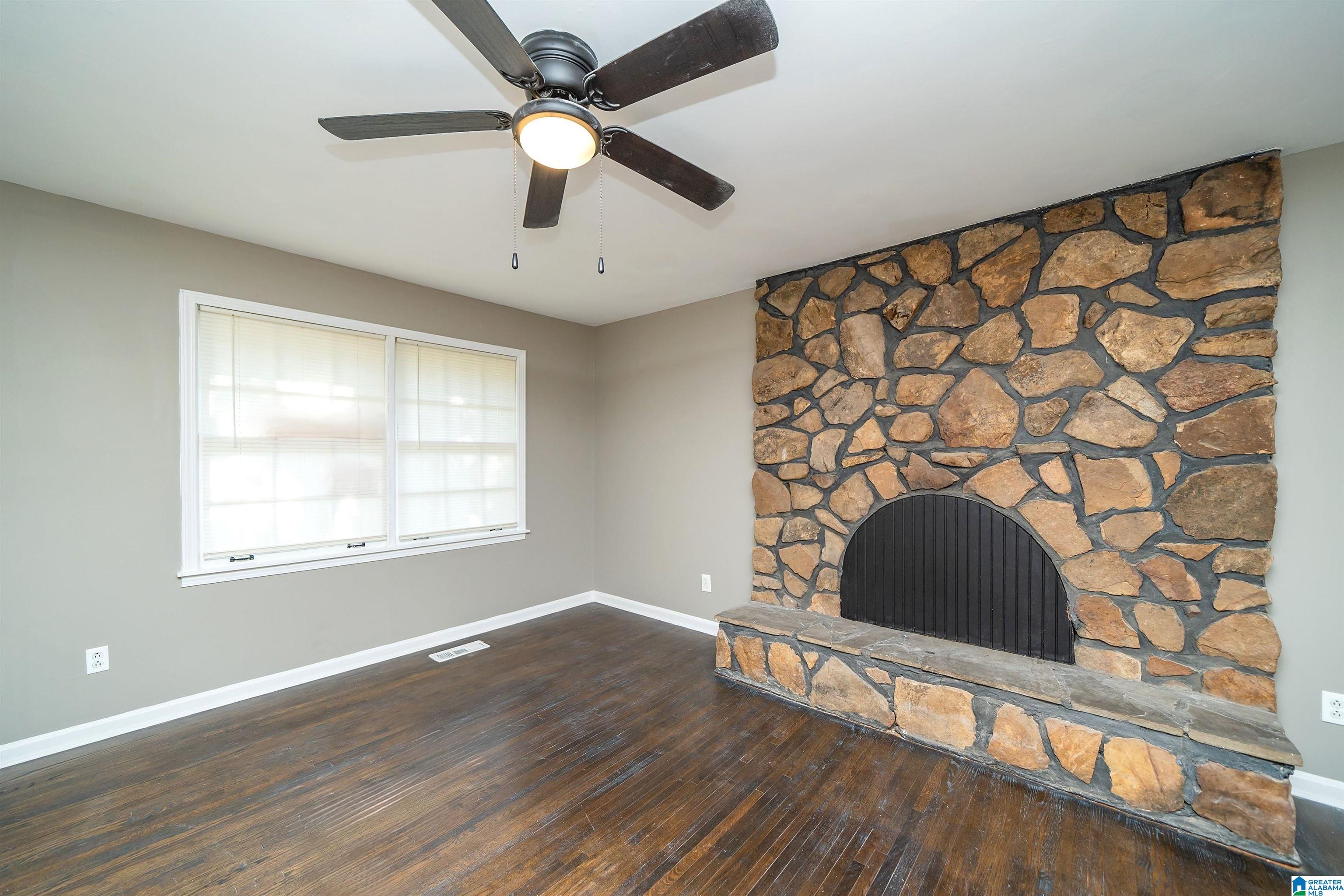 1620 6th Way Northwest Birmingham, AL 35215 - Photo 7 of 25