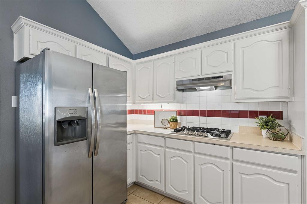 1304 Dearborn Road Allen, TX 75002 - Photo 16 of 38