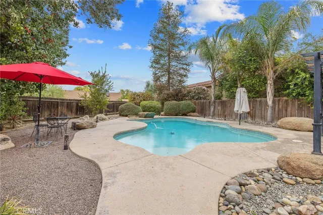 $575,000 | 594 Diana Court, Hanford, CA 93230