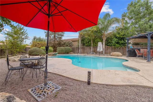 $575,000 | 594 Diana Court, Hanford, CA 93230