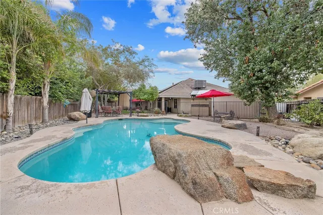 $575,000 | 594 Diana Court, Hanford, CA 93230