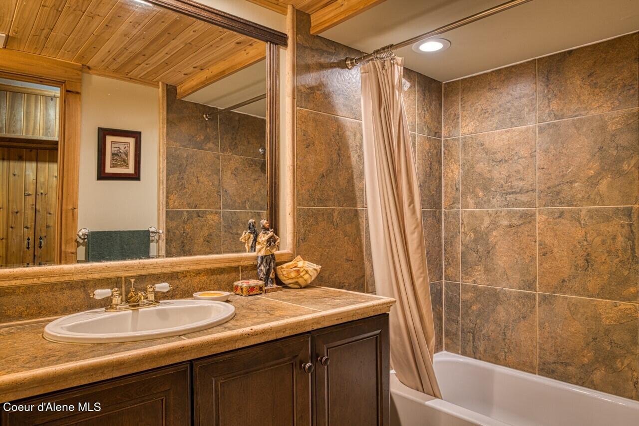2298 Selkirk Road Sandpoint, ID 83864 - Photo 36 of 52 Basement bathroom