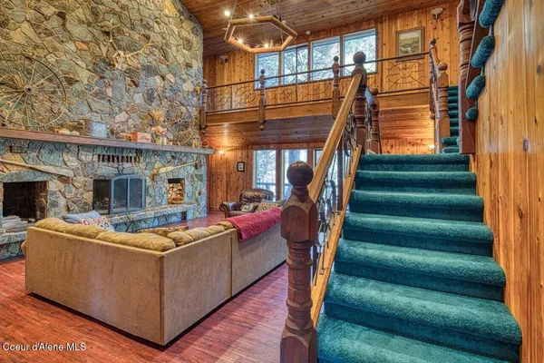 $1,250,000 | 2298 Selkirk Road, Sandpoint, ID 83864