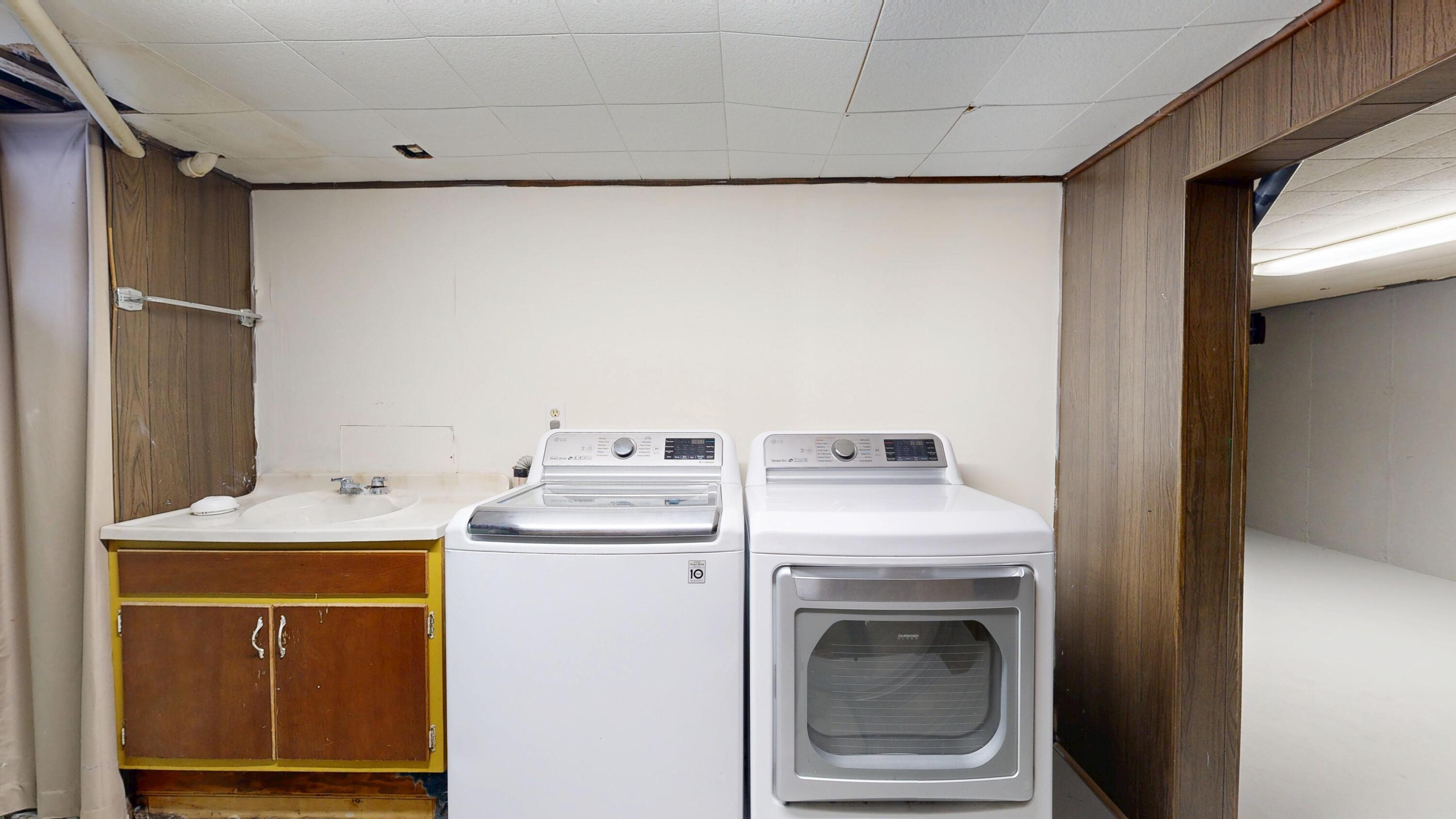 16 Orchard Circle Lewiston, ME 04240 - Photo 30 of 39 Laundry