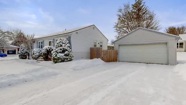 $295,000 | 16 Orchard Circle, Lewiston, ME 04240