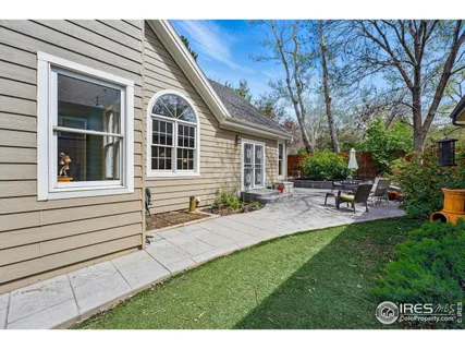 $675,000 | 2252 South Yosemite Circle, Denver, CO 80231