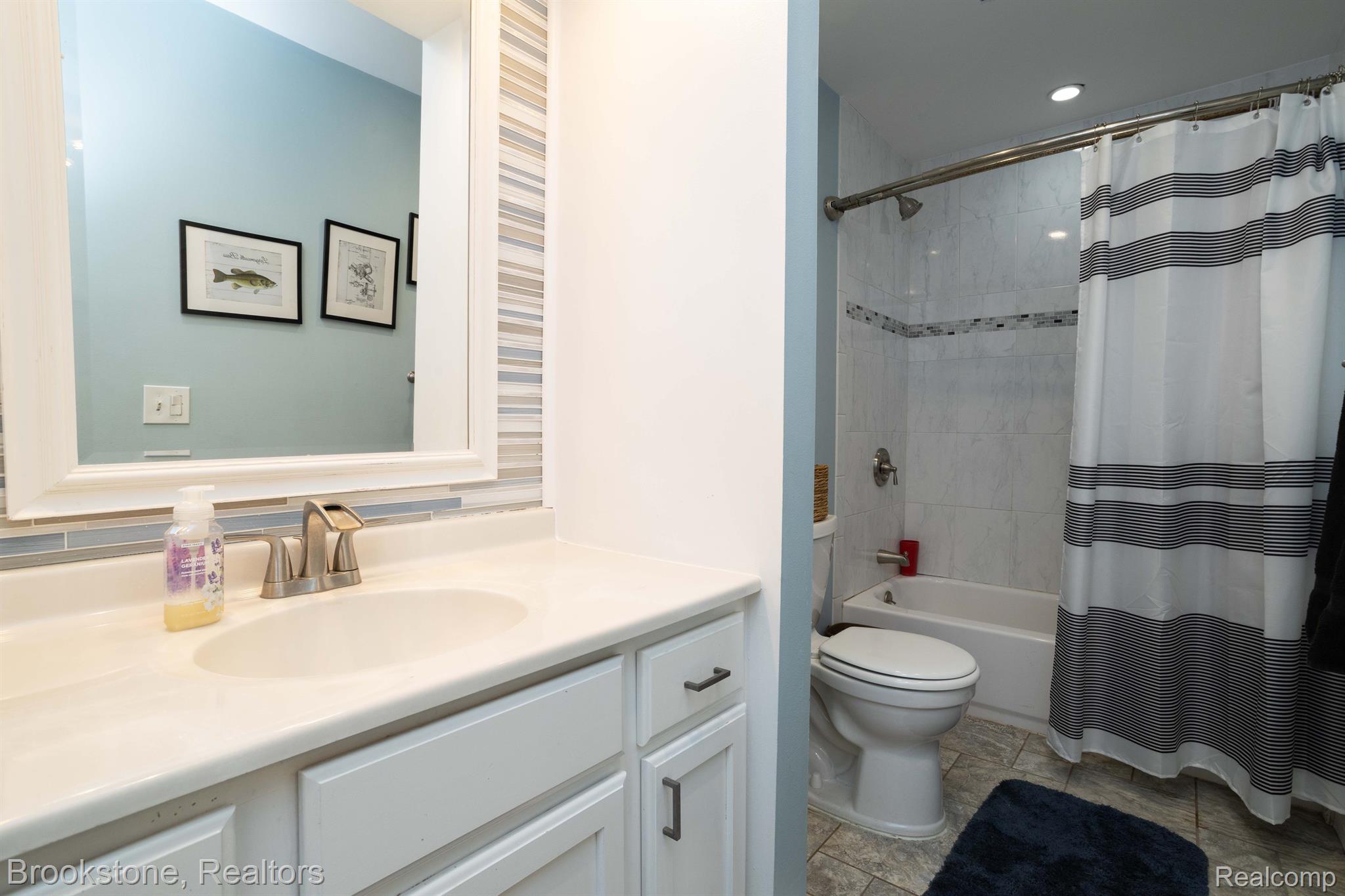 1580 Sperry Road Allenton, MI 48002 - Photo 19 of 39 Gallery Image 19