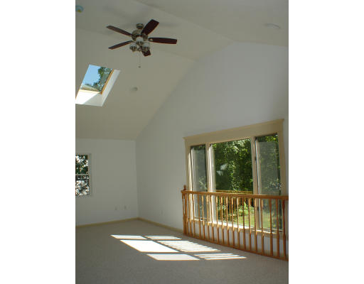 8 Albert Road Peabody, MA 01960 - Photo 7 of 14 Gallery Image 7