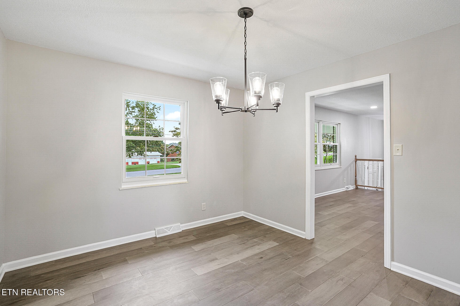 9422 Johnson Road Strawberry Plains, TN 37871 - Photo 13 of 45 Gallery Image 13